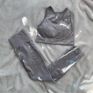 GYMSHARK Adapt Animal Seamless Sports Bra and Leggings – Butterfly Grey